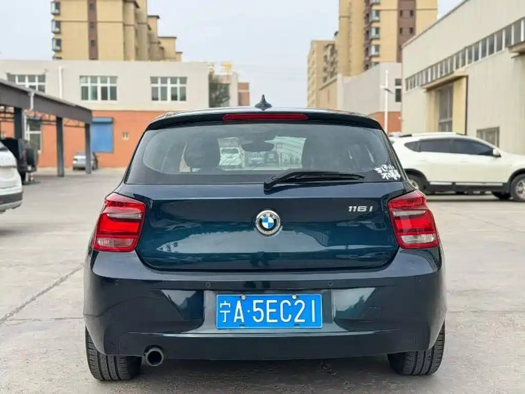 BMW 1 Series (Import) — миниатюра 4