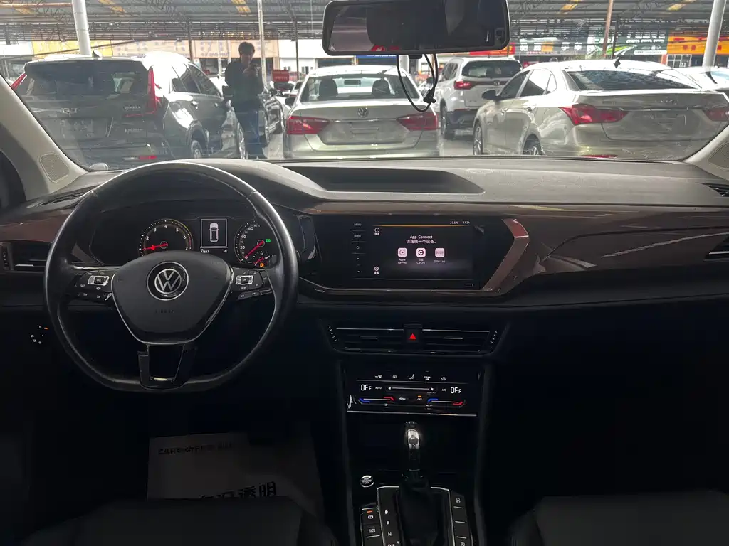 Volkswagen Tharu — миниатюра 7