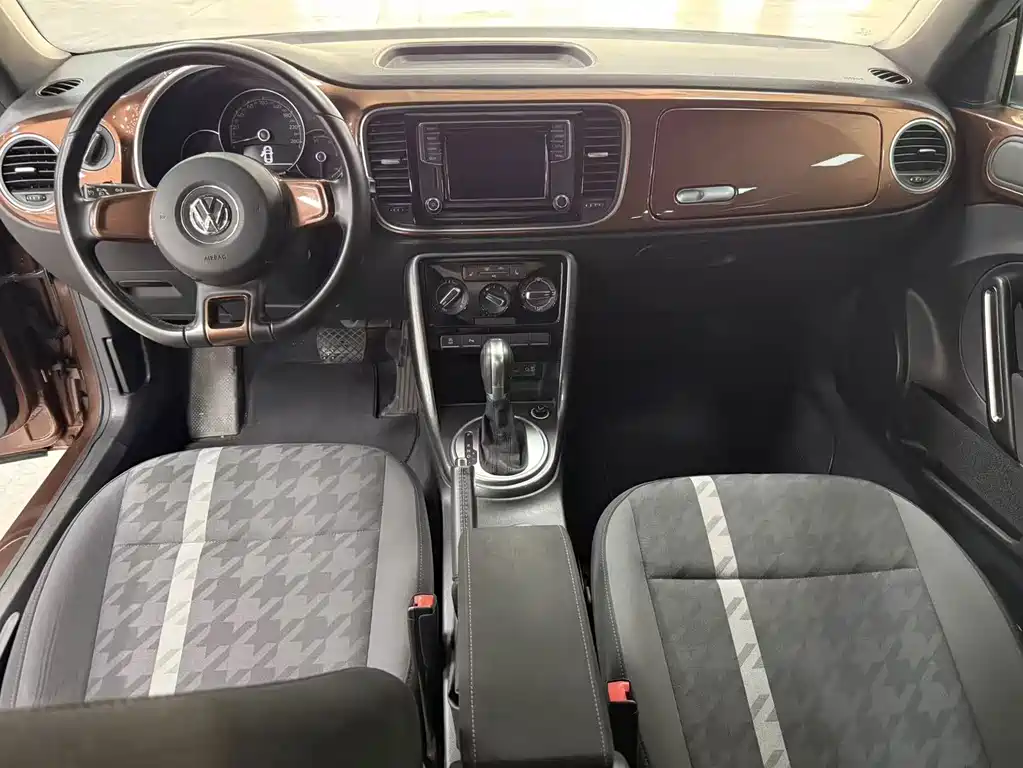 Volkswagen Beetle — миниатюра 8