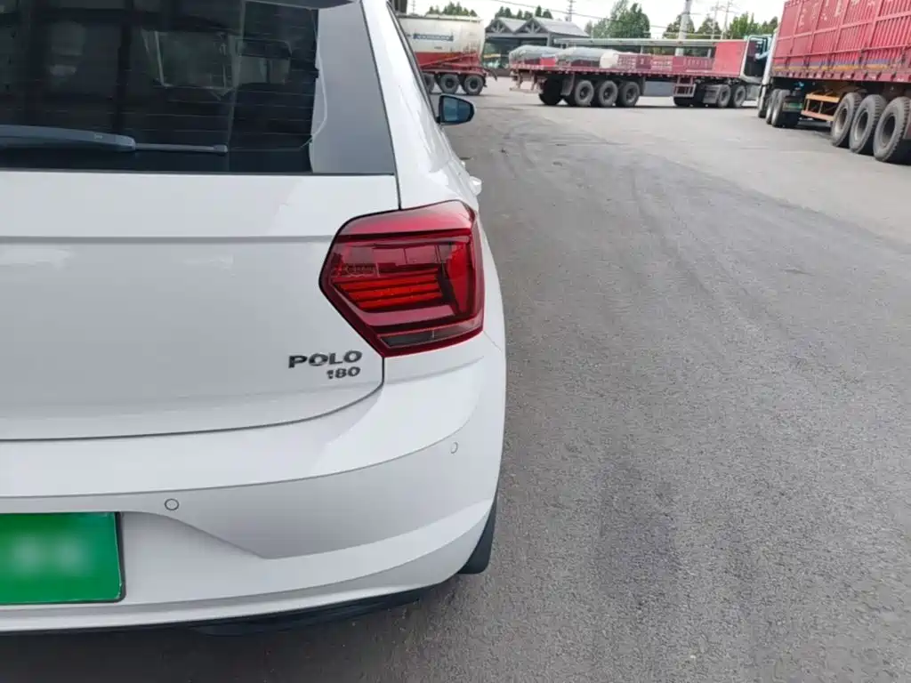 Volkswagen Polo — миниатюра 8
