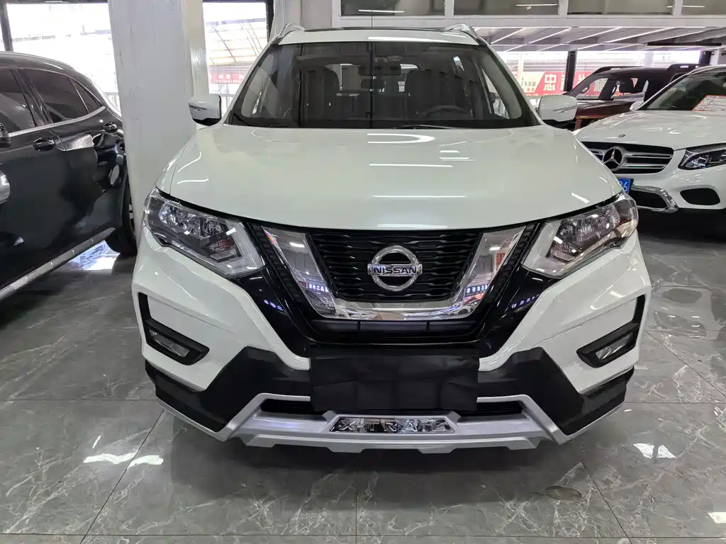 NISSAN QIJUN