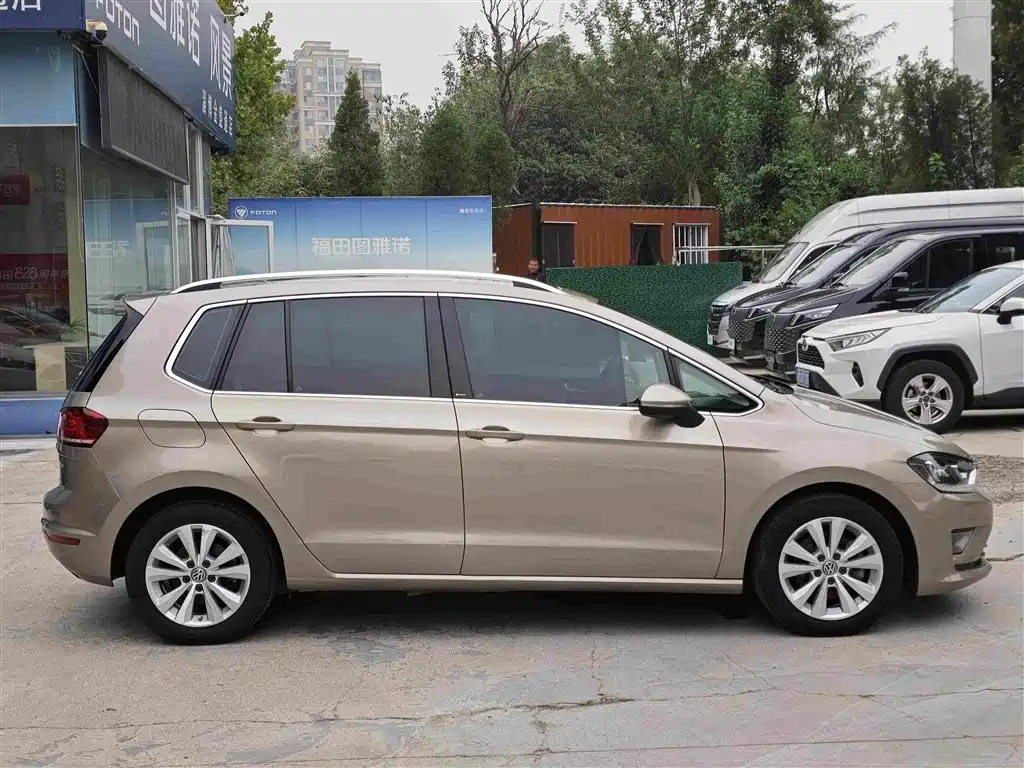 Volkswagen Golf Sportsvan — миниатюра 3