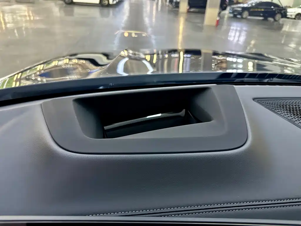 BMW X5 — миниатюра 13