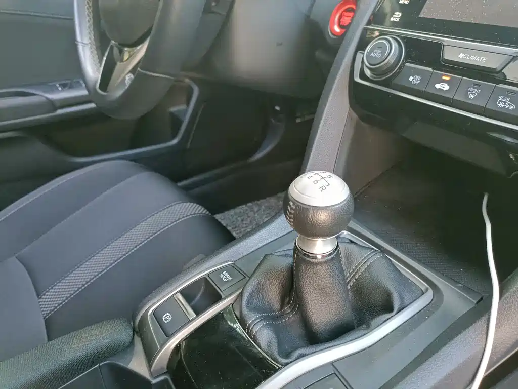 Honda Civic — миниатюра 10
