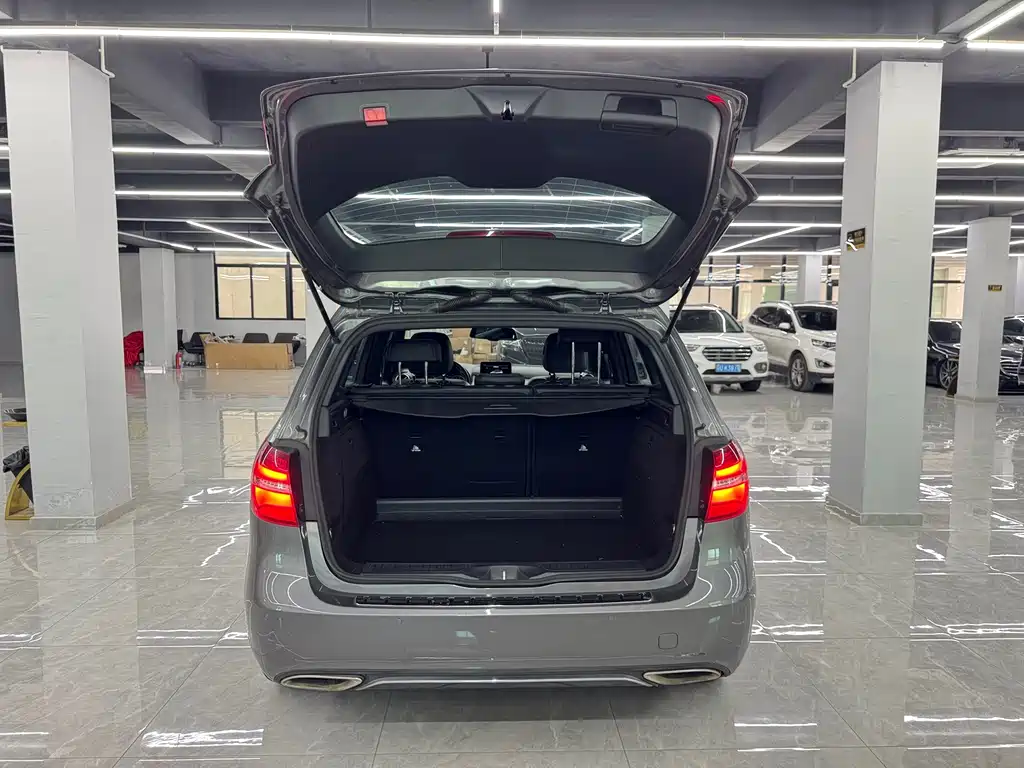 Mercedes-Benz B-Class — миниатюра 5