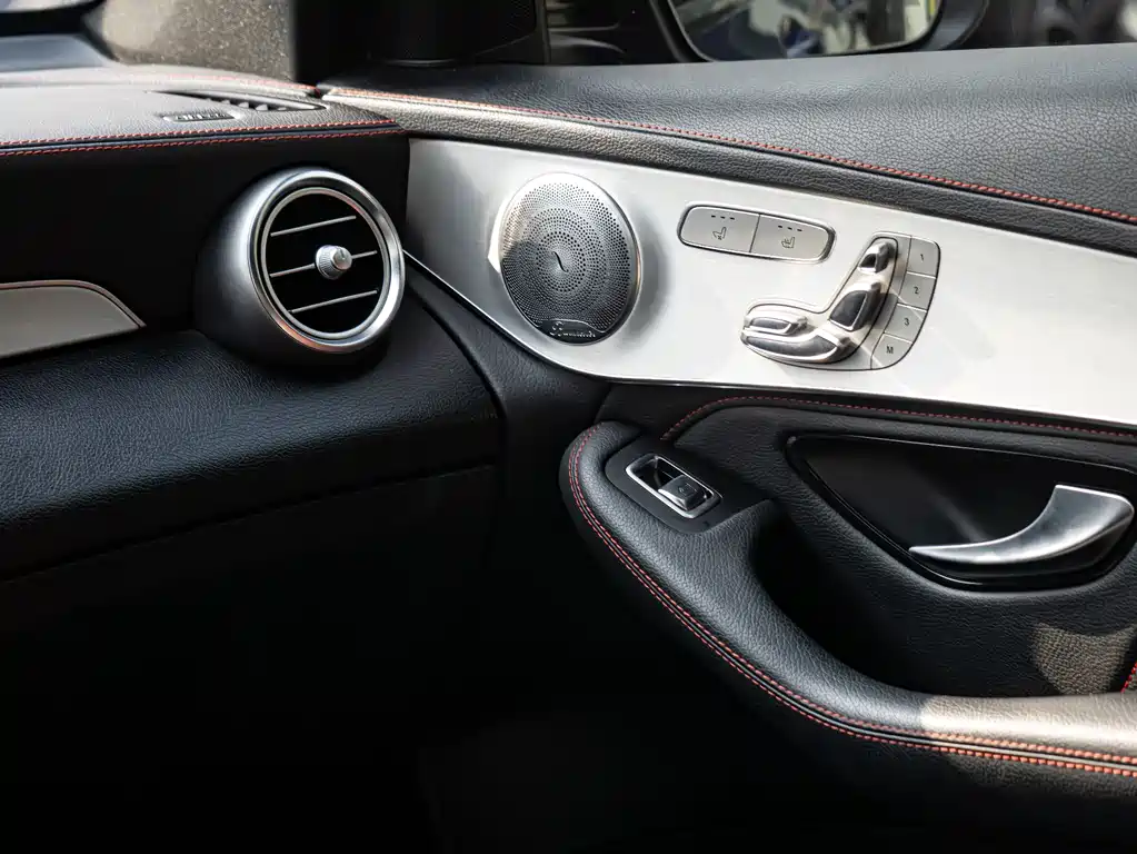 MERCEDES-BENZ GLC AMG