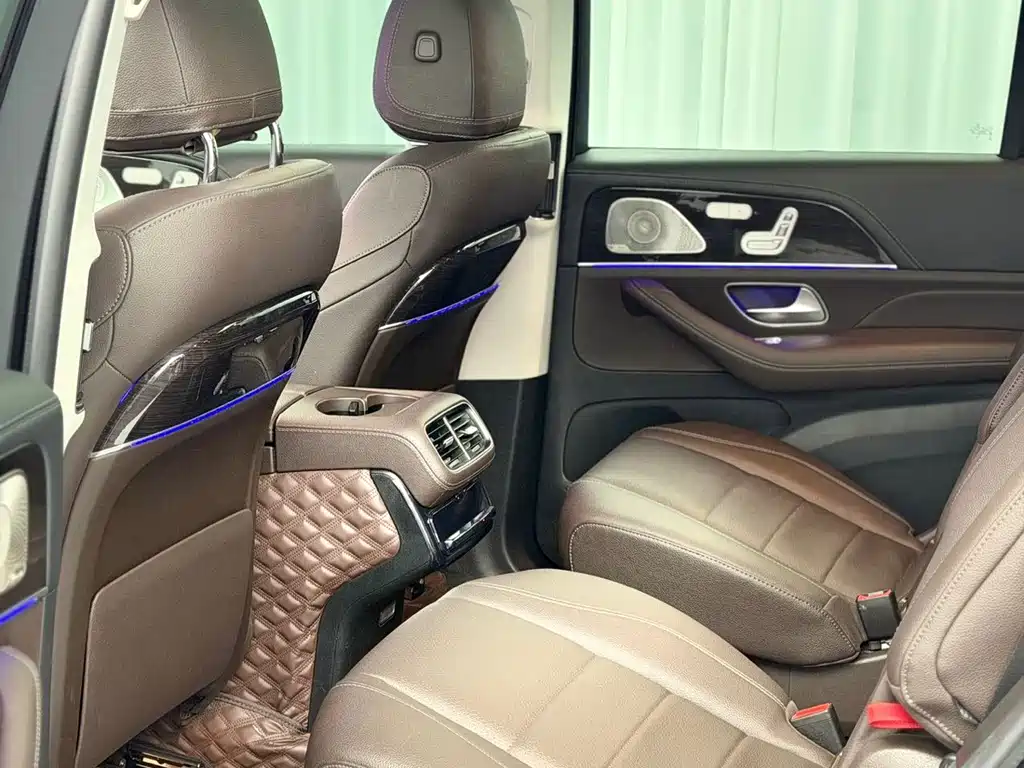Mercedes-Benz GLS — миниатюра 7