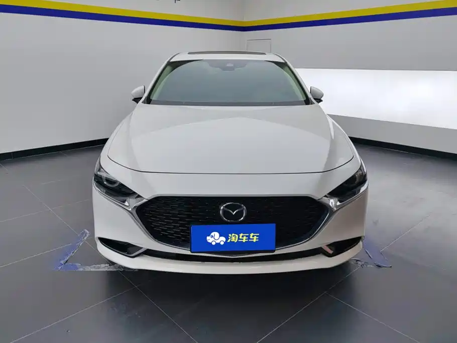 Mazda 3 Axela — миниатюра 2