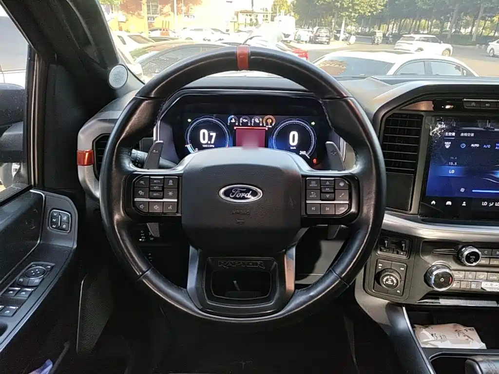 Ford F-150 Raptor — миниатюра 11