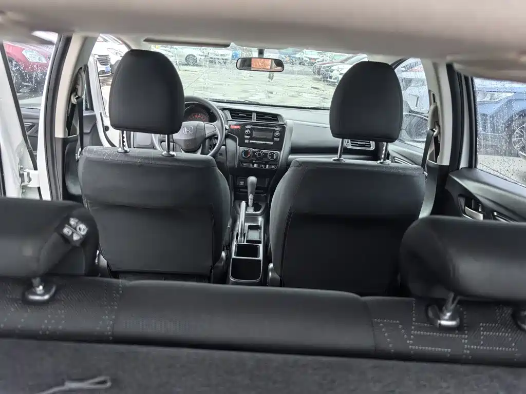 Honda Fit — миниатюра 25