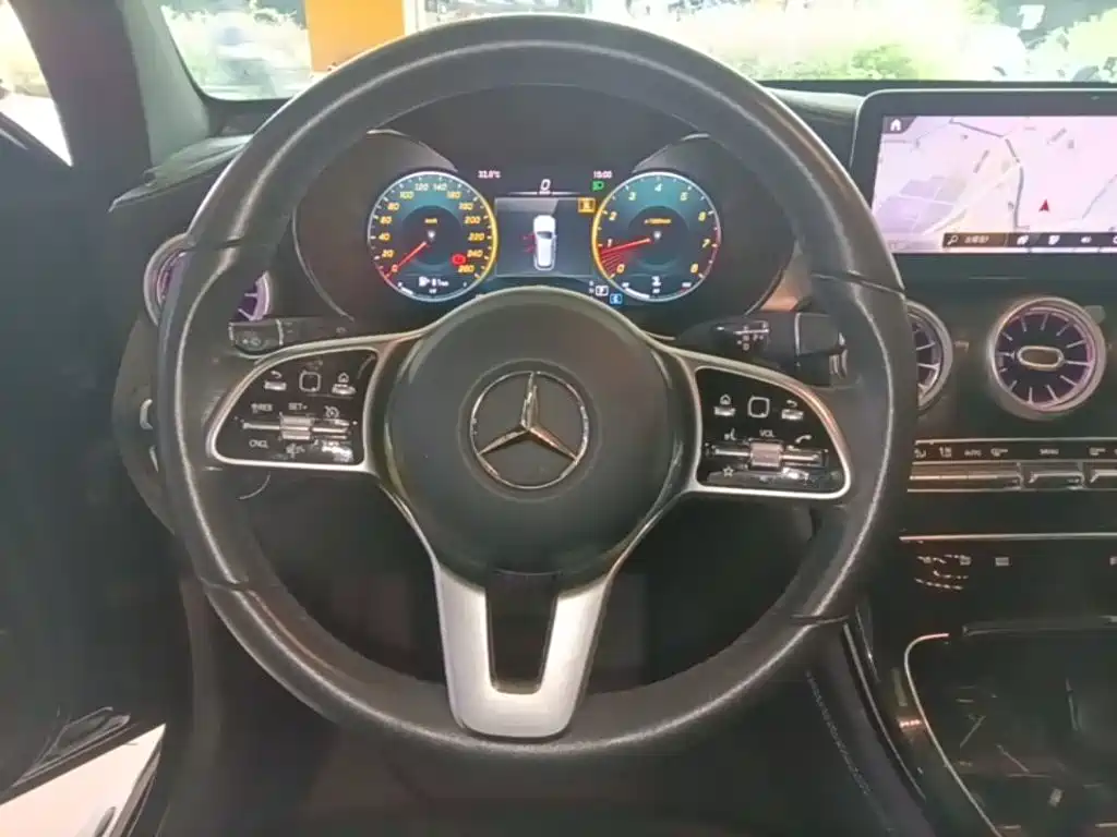 Mercedes-Benz GLC — миниатюра 11