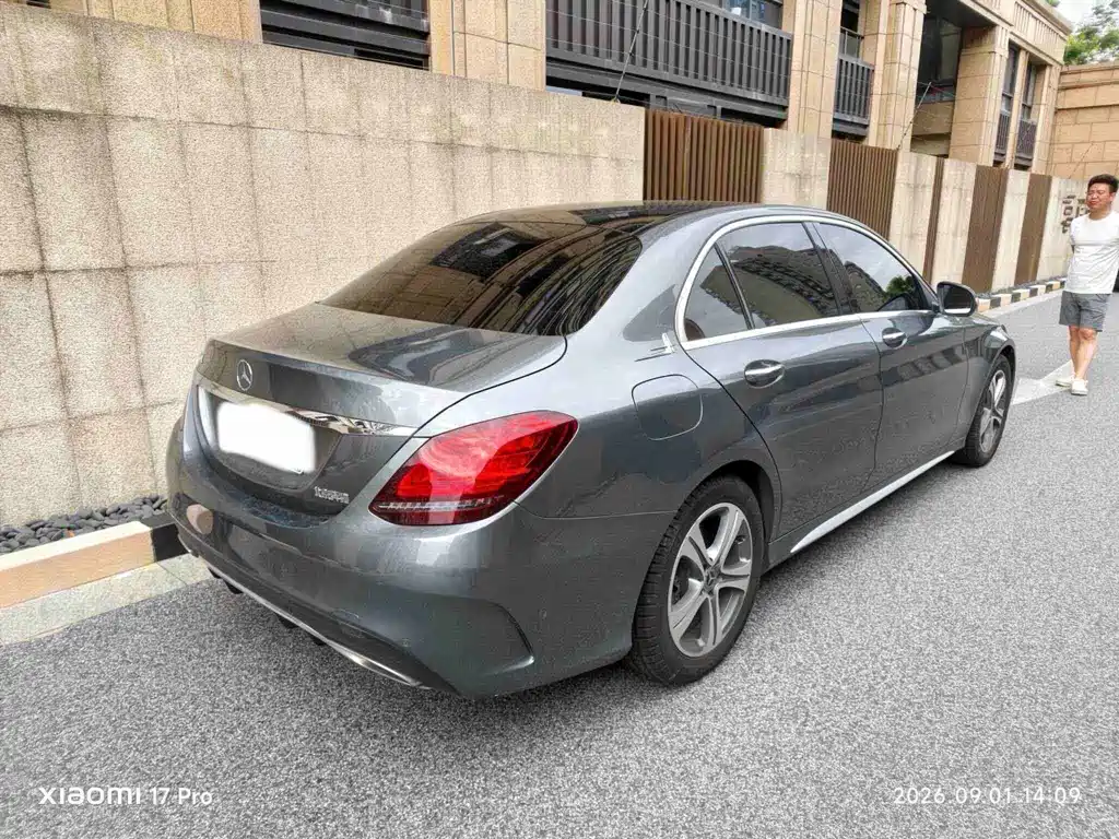 Mercedes-Benz C-Class — миниатюра 9