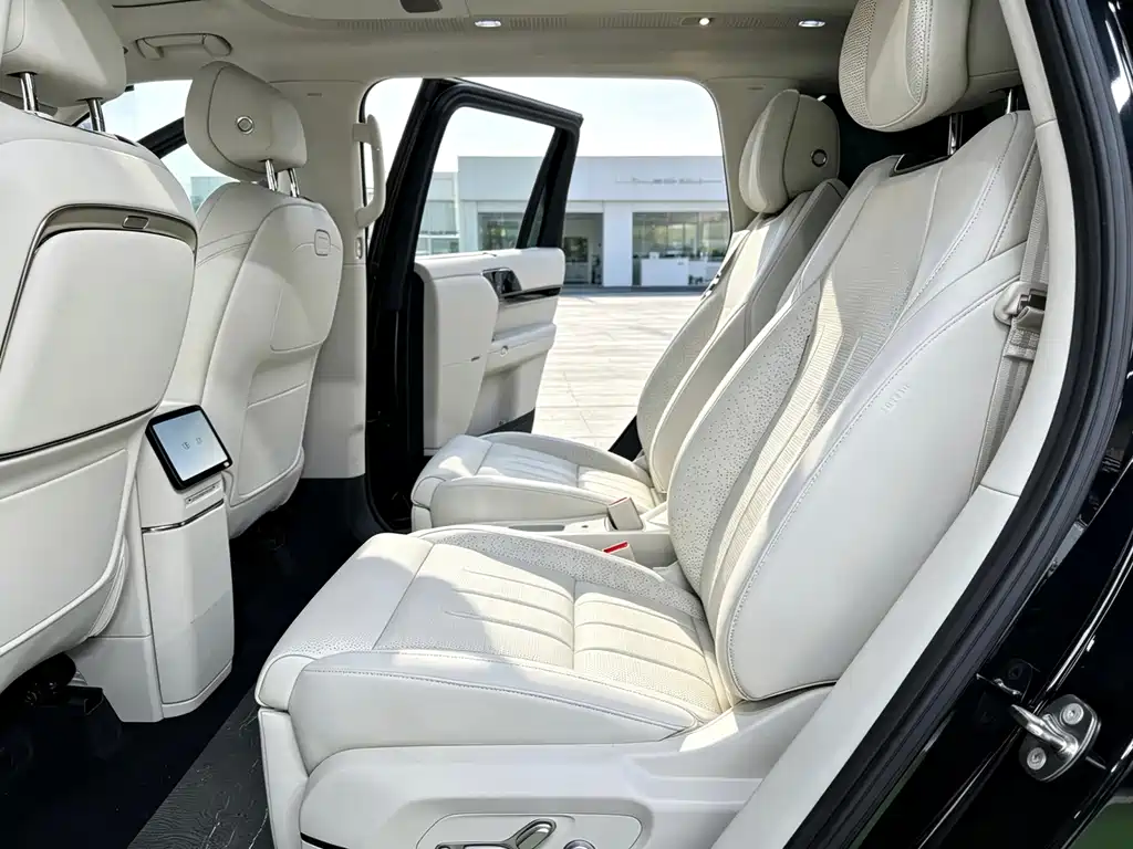 XPeng GX — миниатюра 4