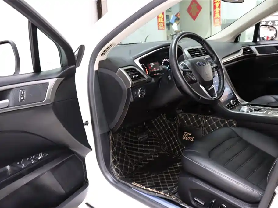 Ford Mondeo 2020 EcoBoost 200 Fashion