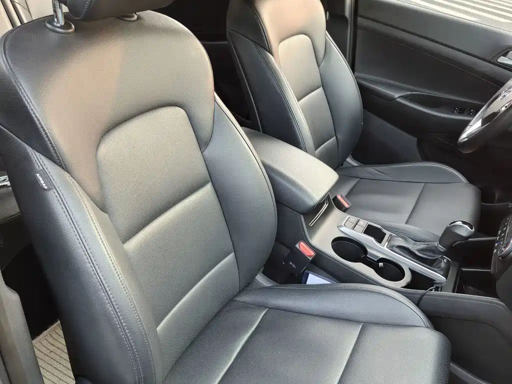 Hyundai Tucson — миниатюра 10