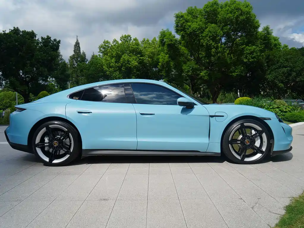 Porsche Taycan — миниатюра 16