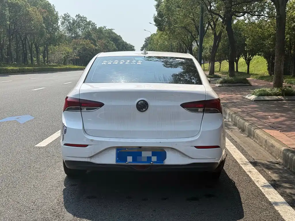 Buick Excelle — миниатюра 8