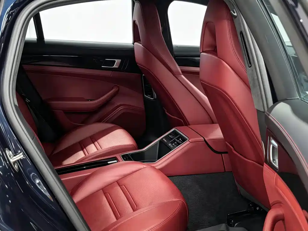 Porsche Panamera — миниатюра 7