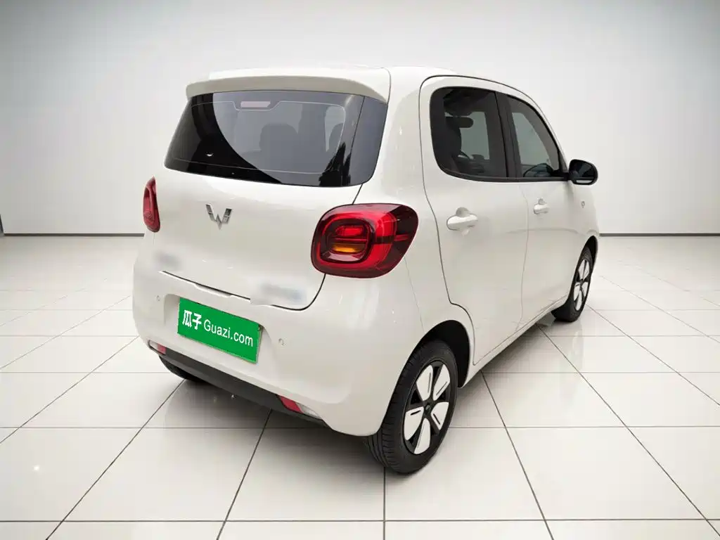 Wuling MINIEV — миниатюра 4