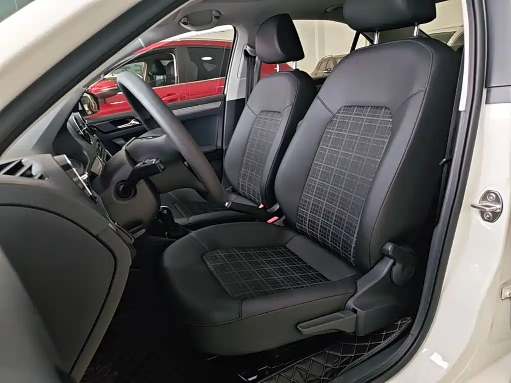 Volkswagen Jetta — миниатюра 15