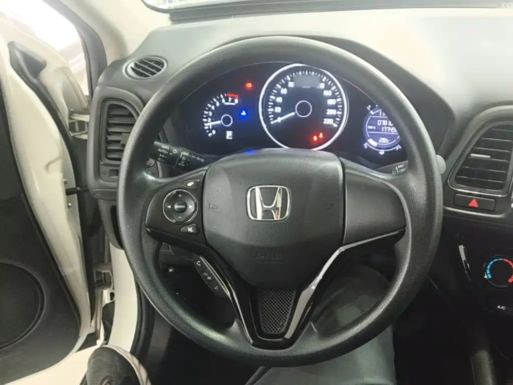 Honda Vezel — миниатюра 11