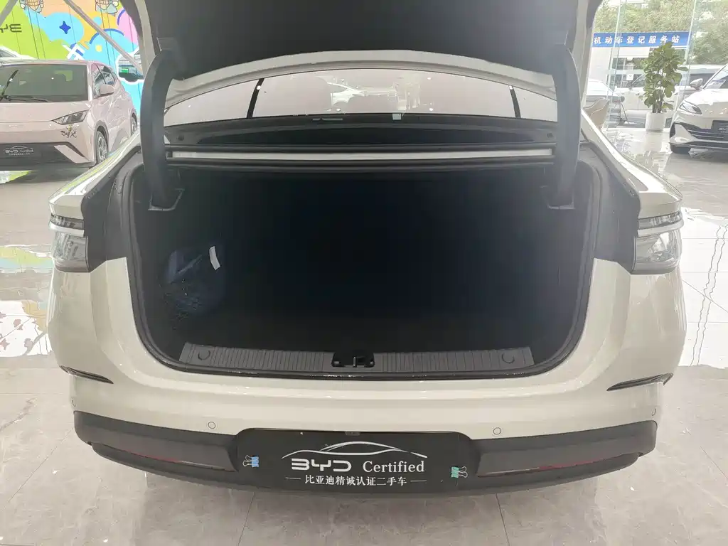 BYD Seal 07 DM-i — миниатюра 14
