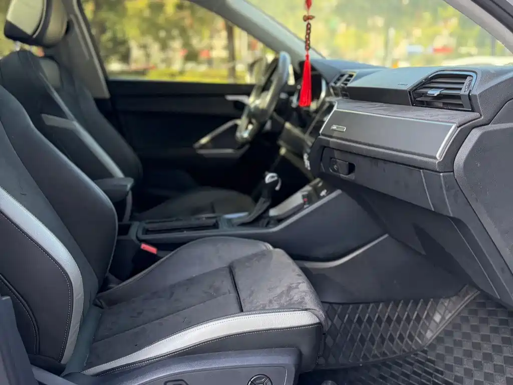Audi Q3 — миниатюра 12