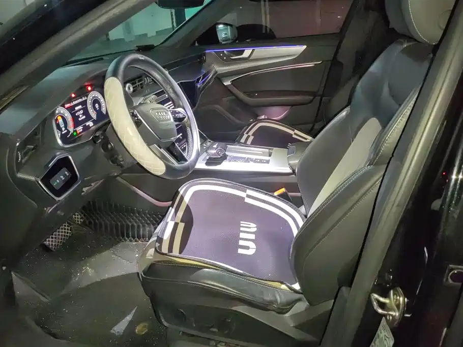 Audi A6L 2022 40 TFSI Luxury