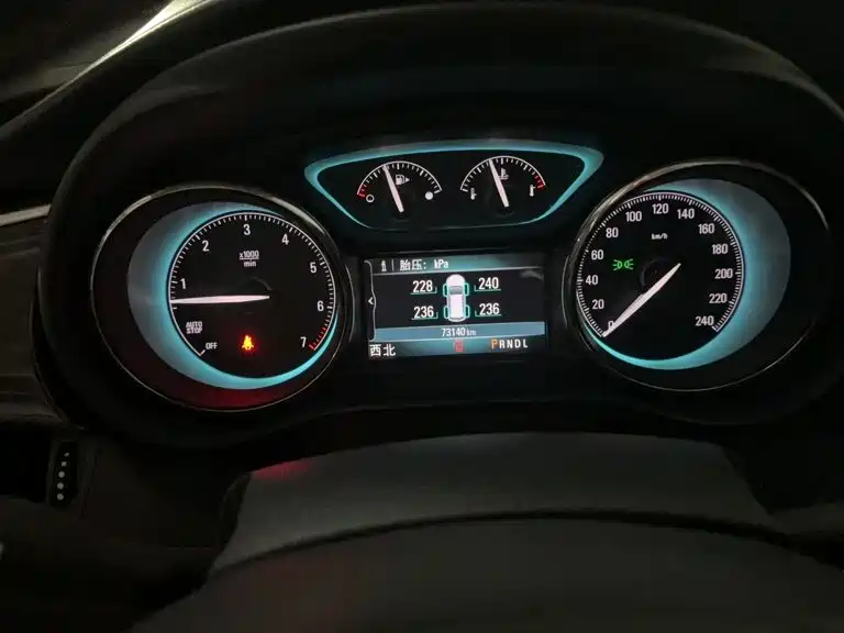 Buick Envision Plus — миниатюра 14