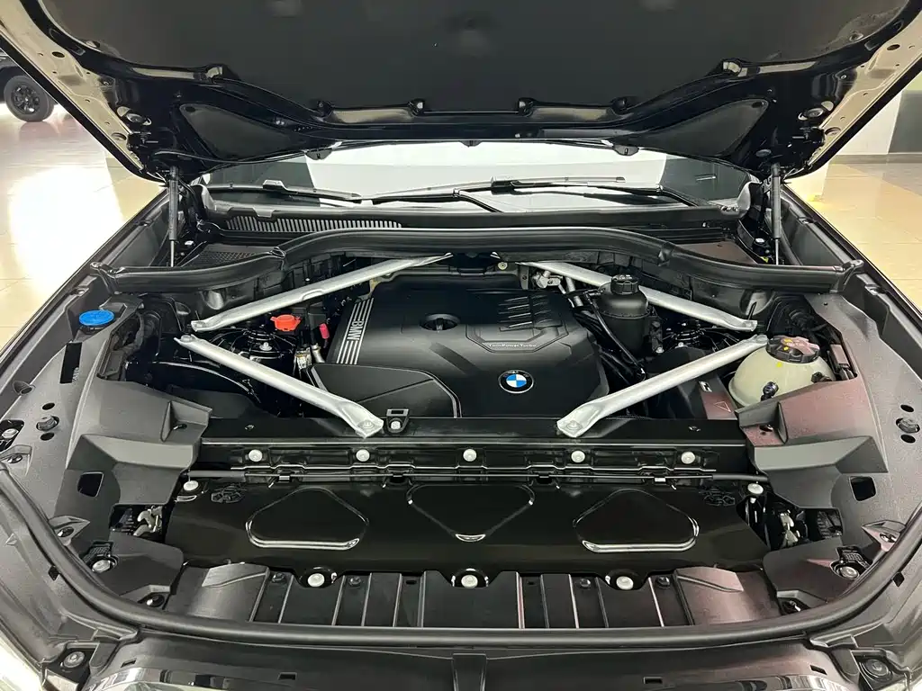 BMW X5 — миниатюра 26