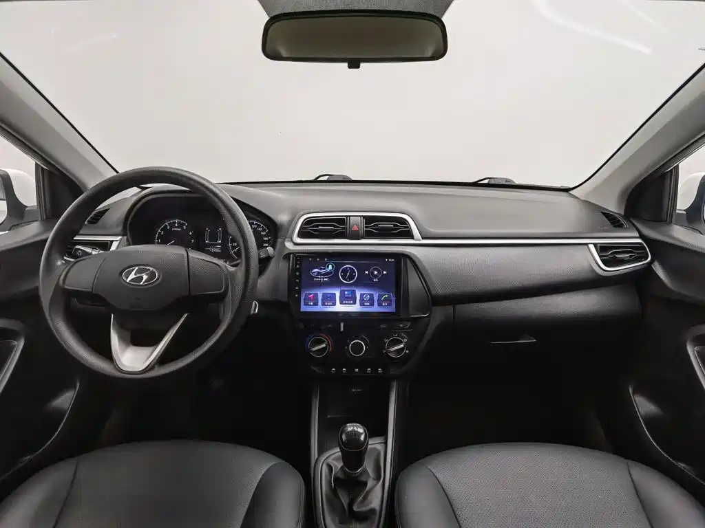 Hyundai Verna — миниатюра 5