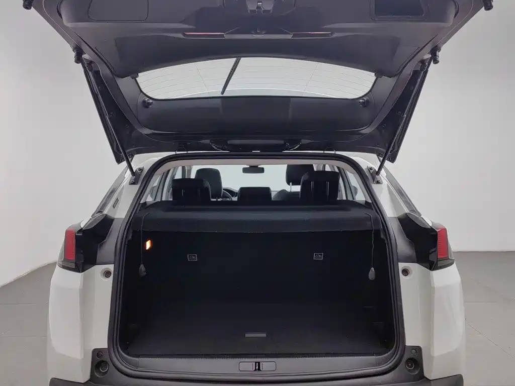 Peugeot 4008 — миниатюра 16