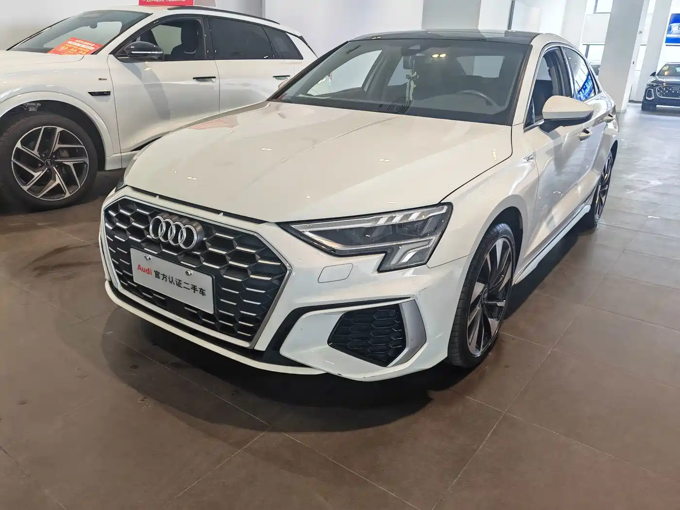 奥迪A3 2023款 改款 A3L Limousine 35 TFSI 时尚运动型 2023
