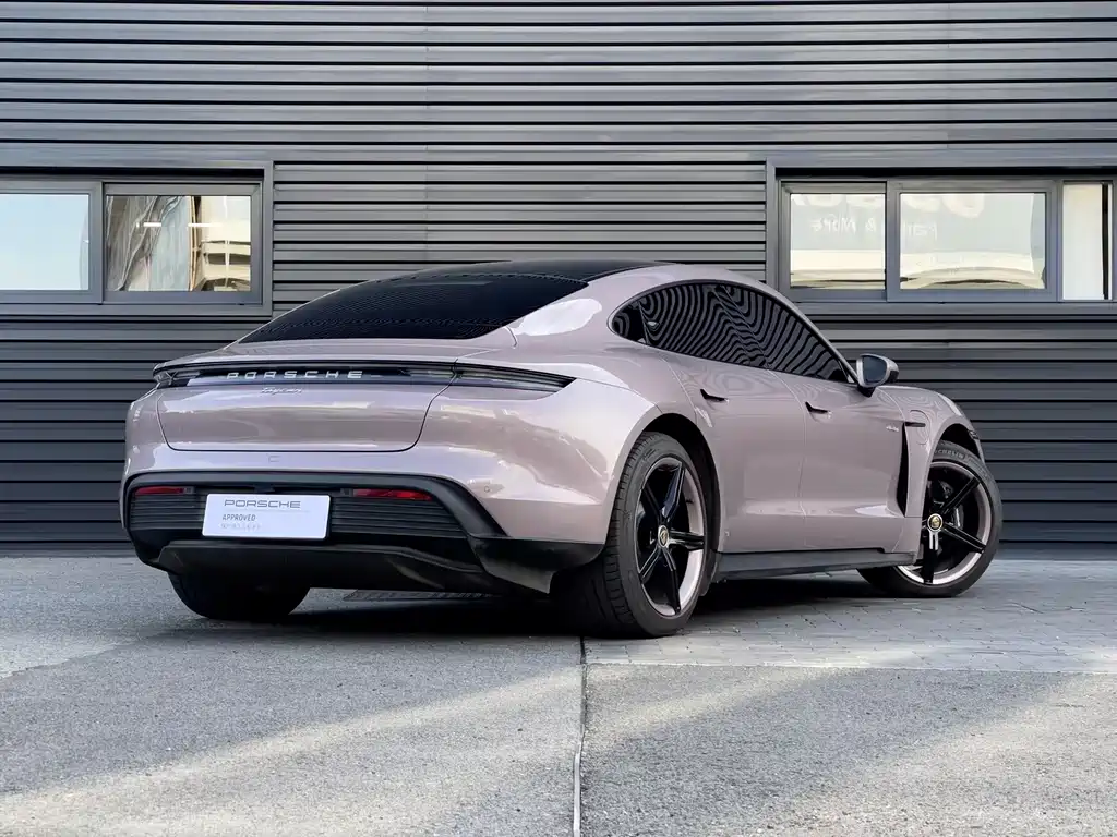 Porsche Taycan 2022 Taycan