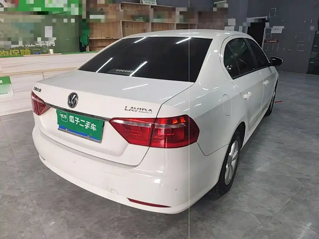 Volkswagen Lavida — миниатюра 7