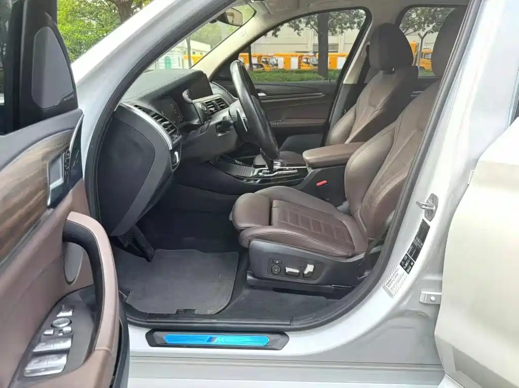 BMW X3 — миниатюра 5