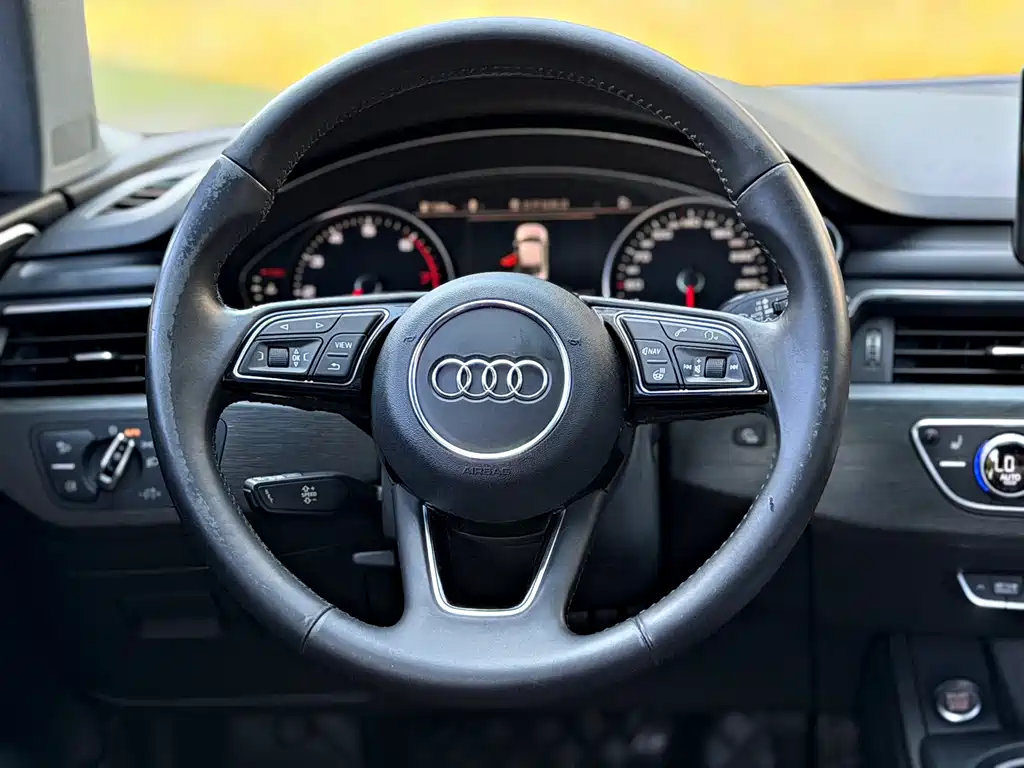 Audi A4L — миниатюра 8