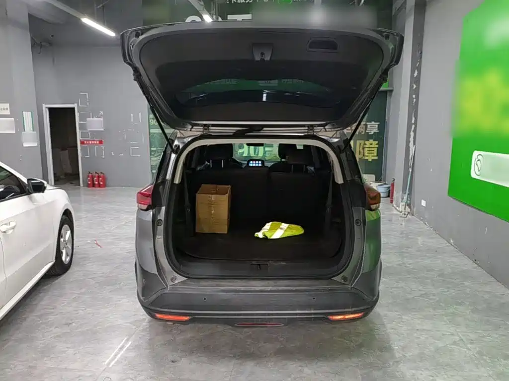 Chevrolet Volando — миниатюра 19