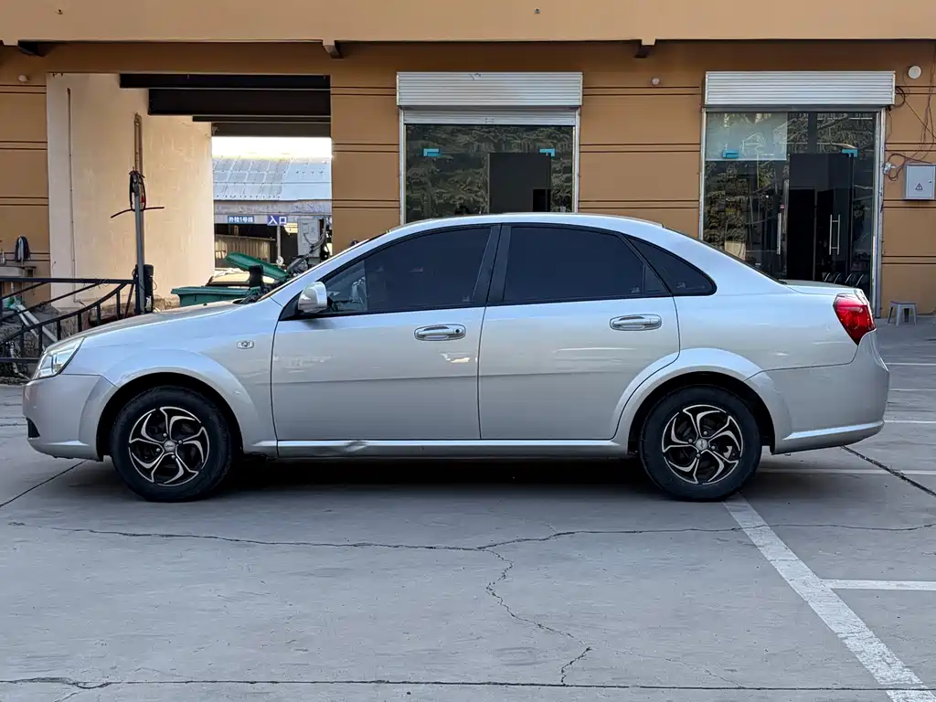 Buick Excelle — миниатюра 15