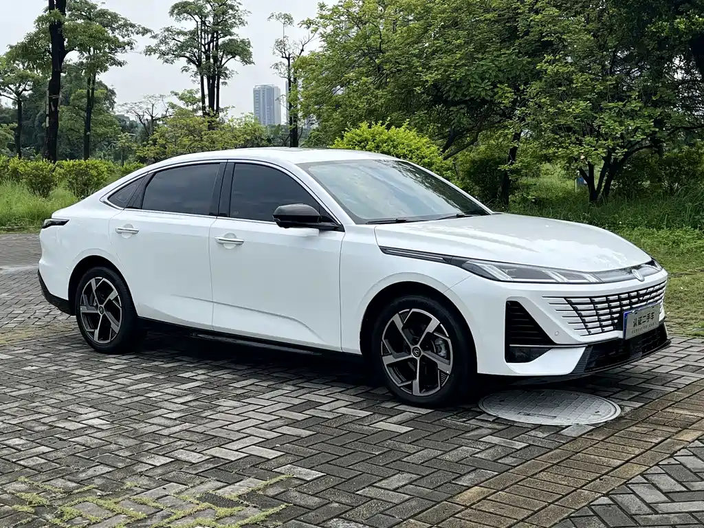 Changan Eado — миниатюра 3