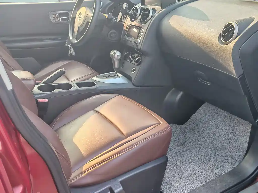 Nissan Qashqai — миниатюра 6