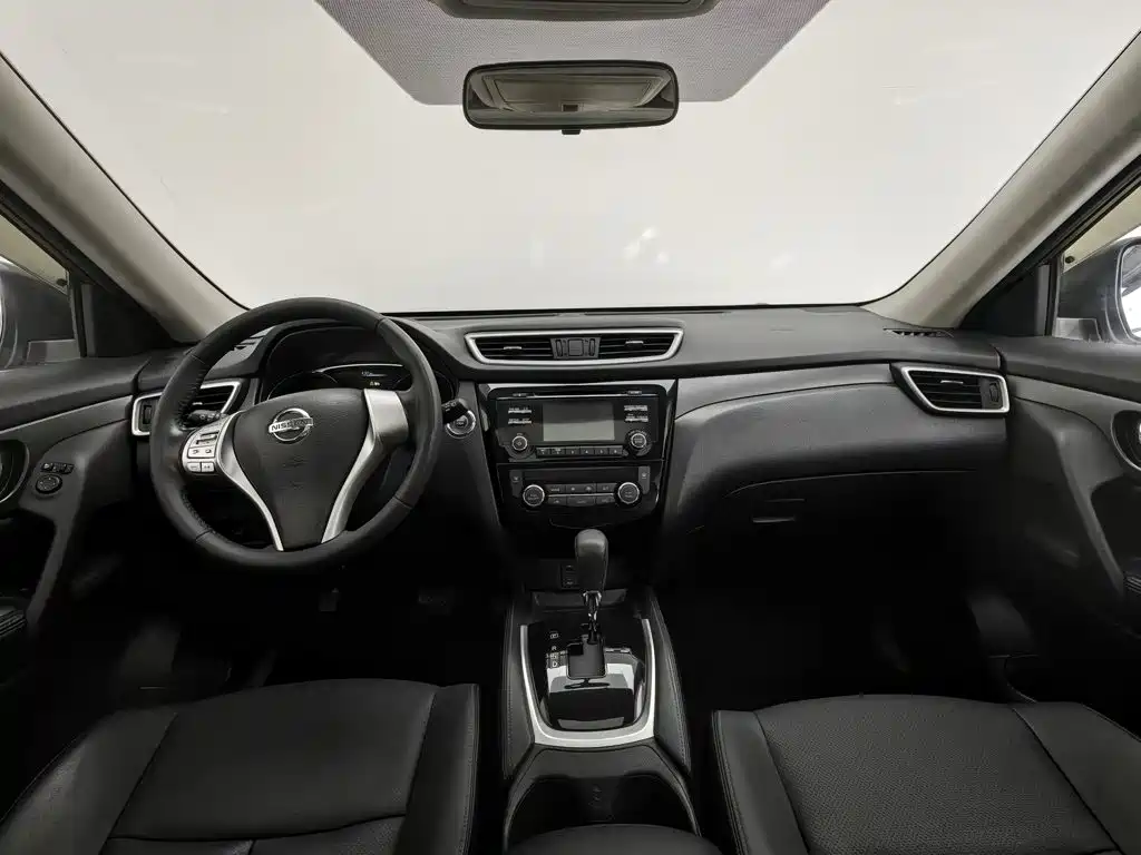 Nissan X-Trail — миниатюра 5