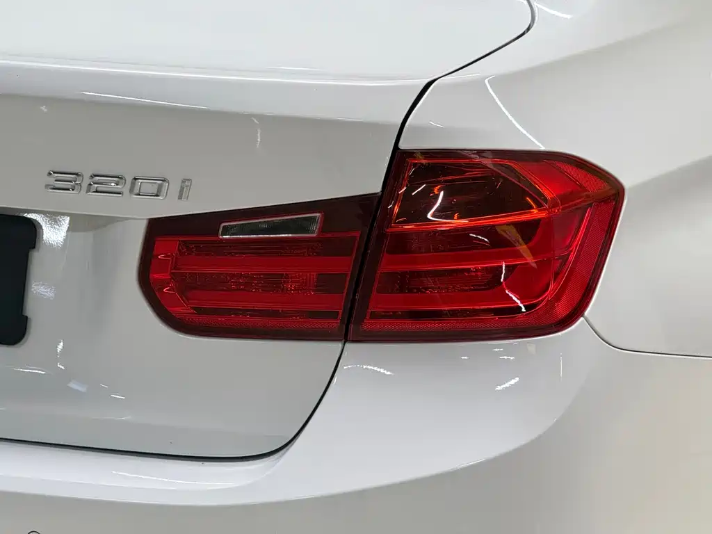 BMW 3 Series (Import) — миниатюра 7