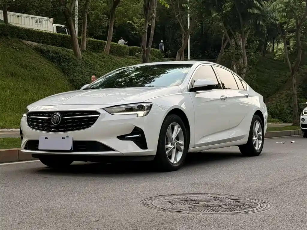 Buick Regal 2021