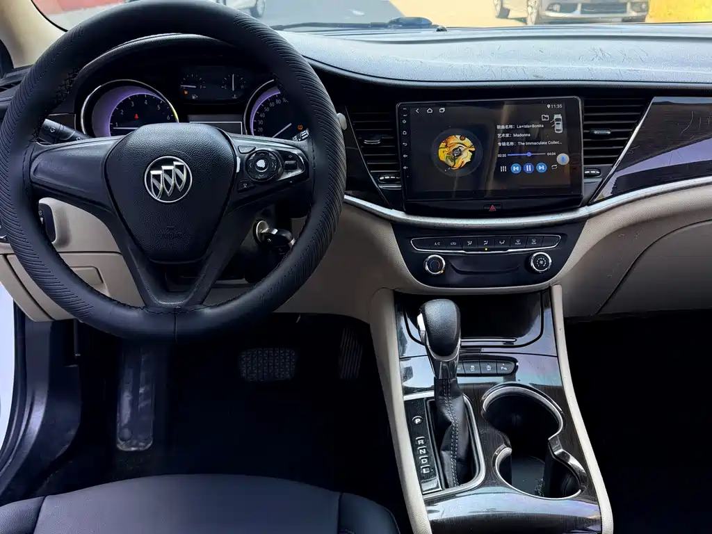 Buick Verano — миниатюра 14