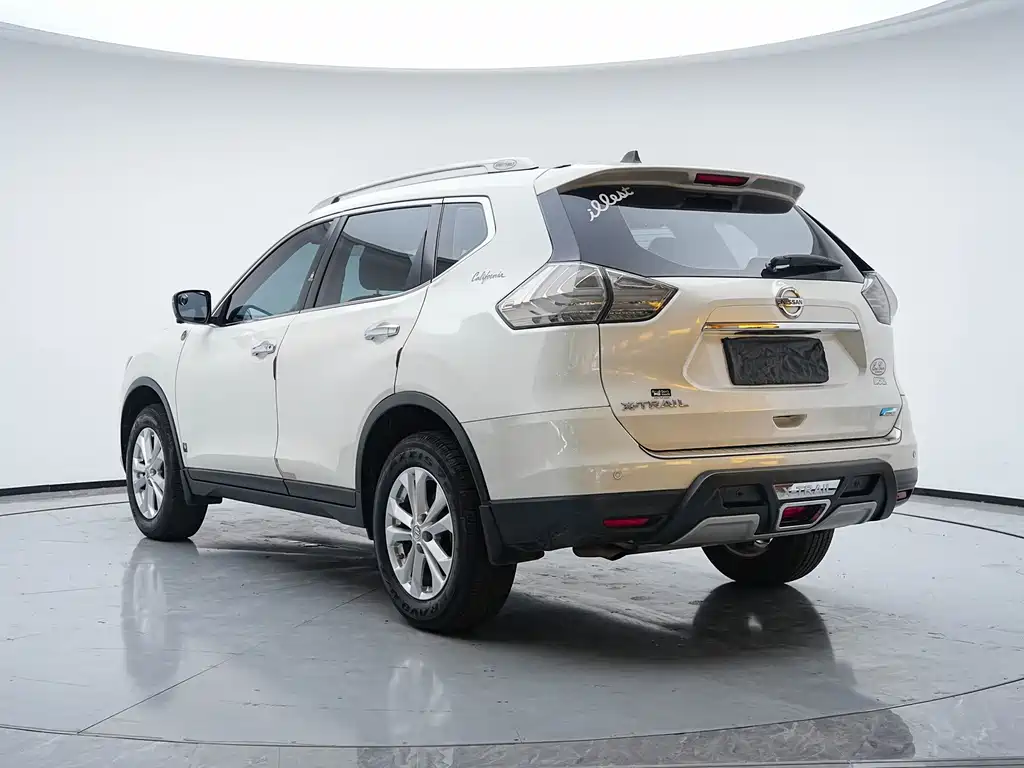 Nissan X-Trail — миниатюра 25