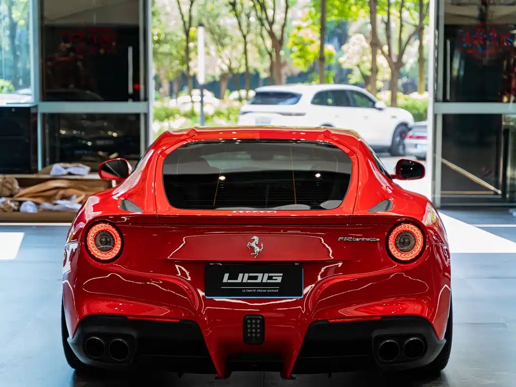 Ferrari F12berlinetta — миниатюра 9