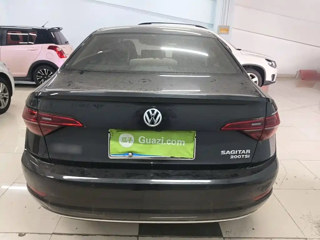 Volkswagen Sagitar — миниатюра 6
