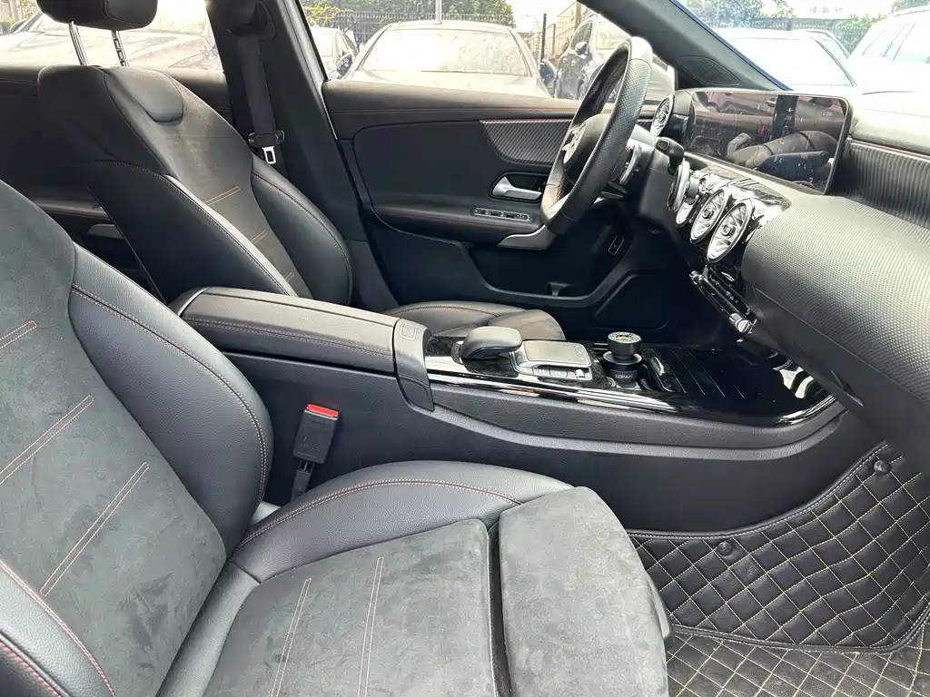 Mercedes-Benz A-Class — миниатюра 15