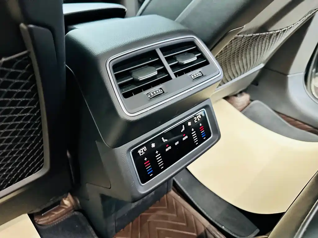 Audi e-tron — миниатюра 40